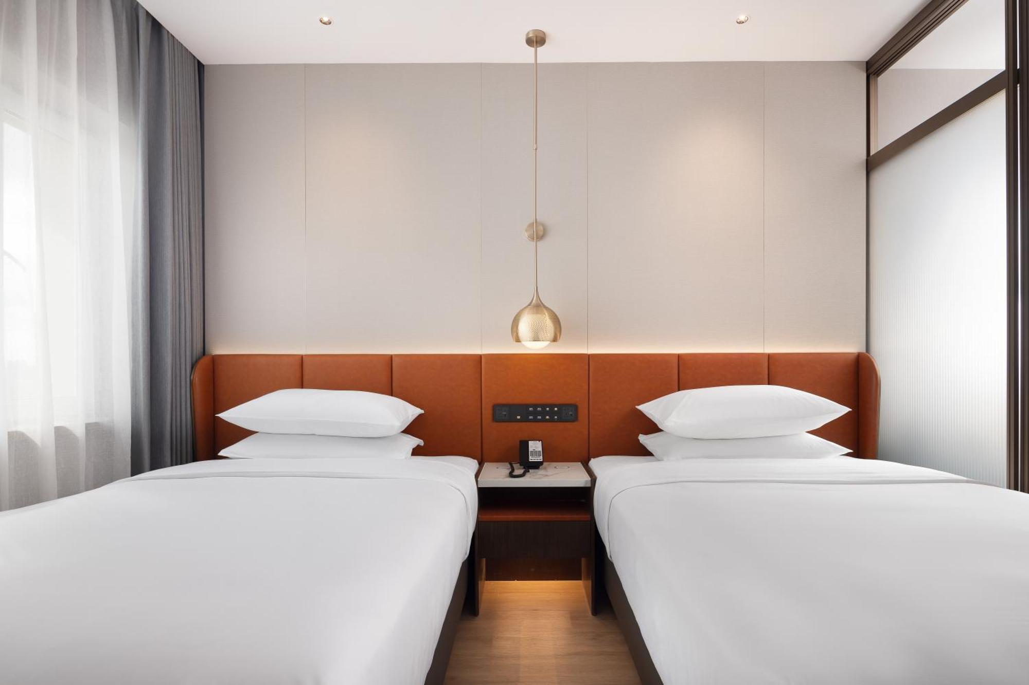 Home2 Suite By Hilton Harbin Central Street Buitenkant foto
