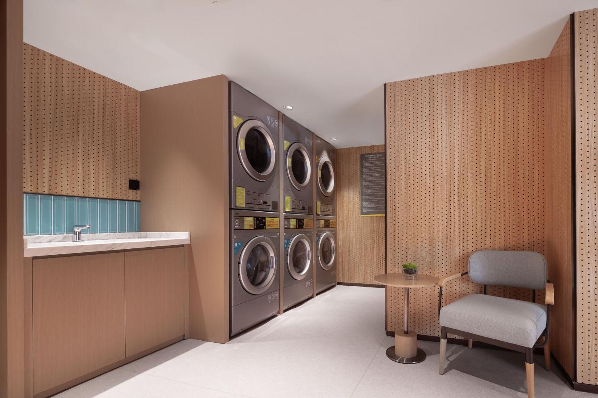 Home2 Suite By Hilton Harbin Central Street Buitenkant foto